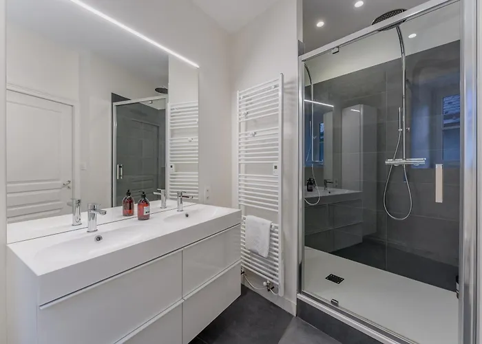 Haxo - Superbe Appt En Centre Pour 7 * Nantes